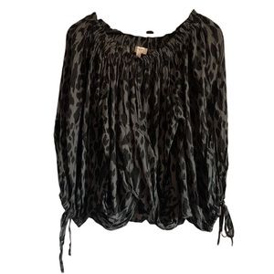 Umgee Off Shoulder Leopard Blouse Gray Black Small Animal Print Ballon Sleeves